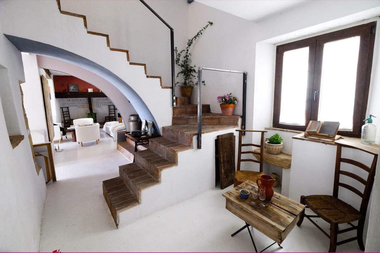 La Casa De La Luz. Artisthome Almodóvar del Río Exterior foto